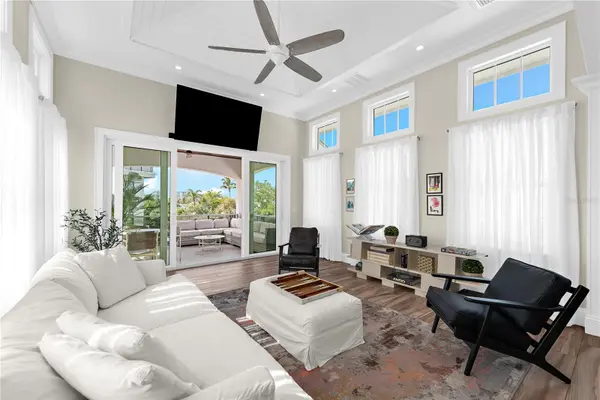 116 GARDEN LN, Sarasota, FL 34242