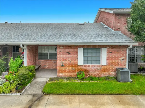 1225 CARRIAGE LN #1, Orlando, FL 32807