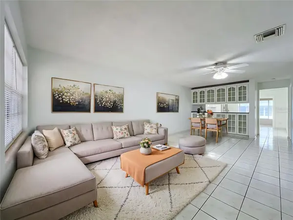 1225 CARRIAGE LN #1, Orlando, FL 32807