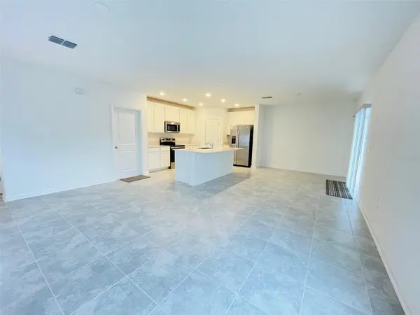 1776 WHITE WATER CT, Davenport, FL 33837