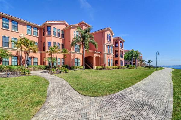 2747 VIA CAPRI #1116, Clearwater, FL 33764