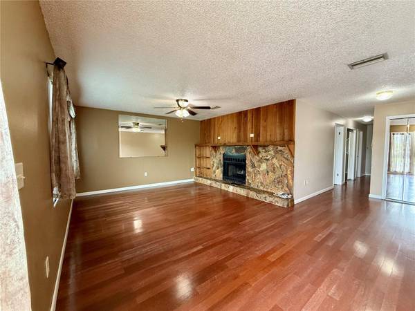 7523 BLOSSOM AVE, Tampa, FL 33614