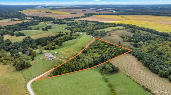 7924 County Road 453, Mokane, MO 65059