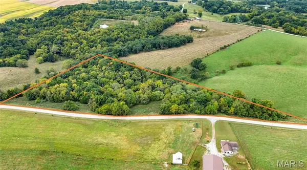 7924 County Road 453, Mokane, MO 65059