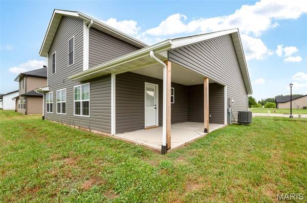 3605 Justine DR, Pontoon Beach, IL 62040