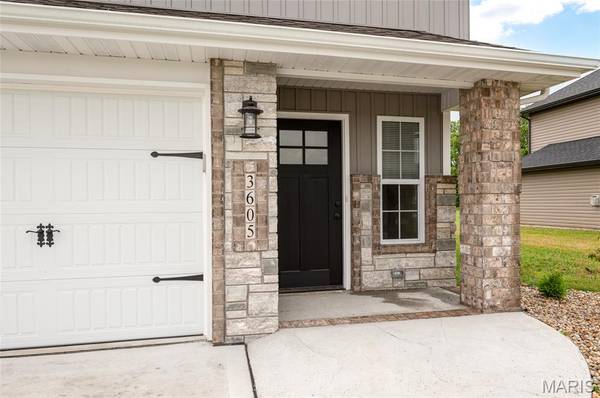 3605 Justine DR, Pontoon Beach, IL 62040