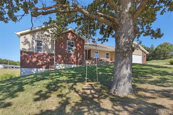 713 Sydney CT, Washington, MO 63090