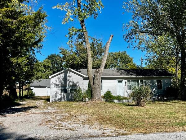 6521 LL RD, Waterloo, IL 62298