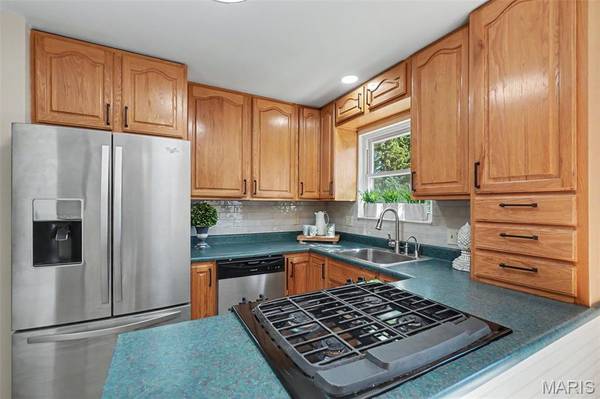 8 Redbud DR, Warrenton, MO 63383