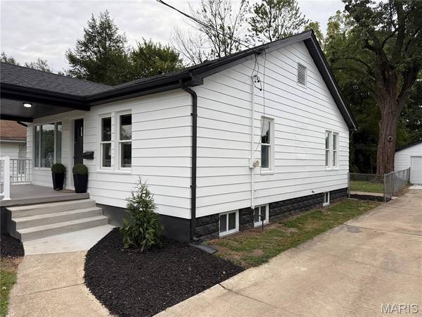 3625 Aberdeen AVE, Alton, IL 62002