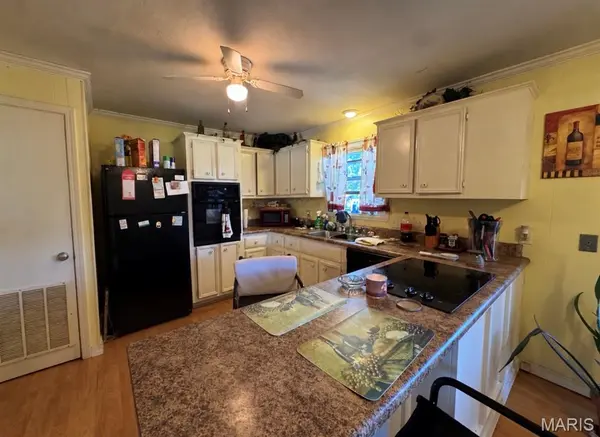 62 County Road 481, Poplar Bluff, MO 63901
