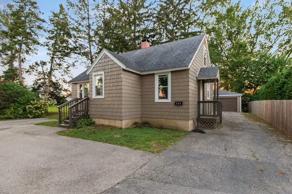 254 W Main ST, Carpentersville, IL 60110