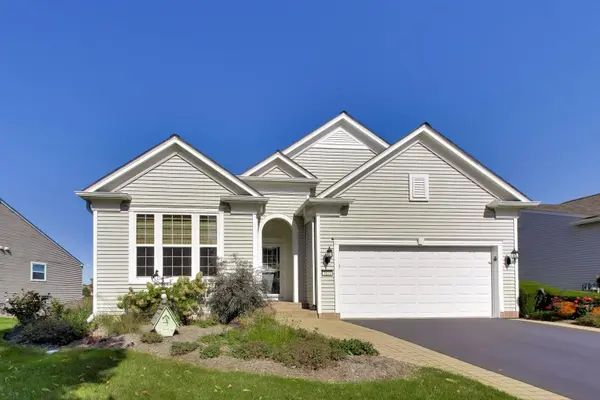 3172 Ravinia CIR, Mundelein, IL 60060