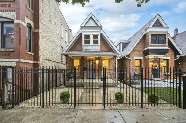 1023 S Claremont ST, Chicago, IL 60612