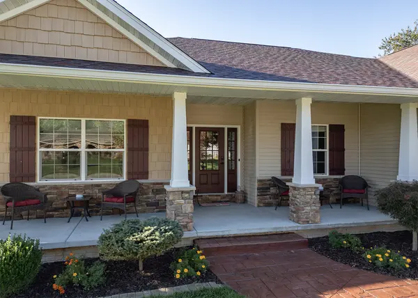 165 Dayton Valley VW, Colona, IL 61241