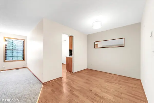 348 Essex CT #3-A-L, Wood Dale, IL 60191