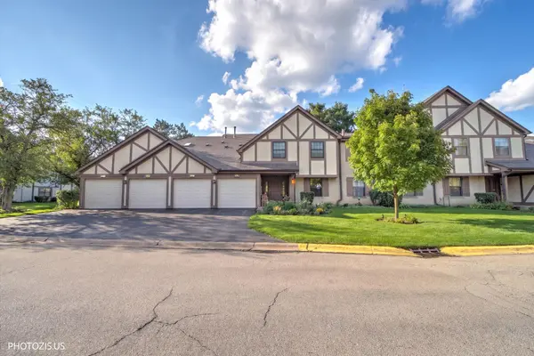 348 Essex CT #3-A-L, Wood Dale, IL 60191