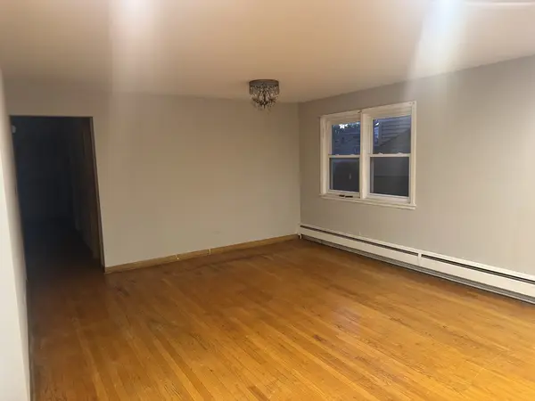 5135 Greenwood ST #01, Skokie, IL 60077