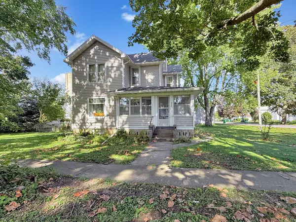 223 E Franklin ST, Franklin Grove, IL 61031