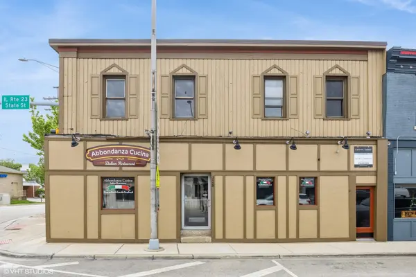 228 S State ST, Marengo, IL 60152