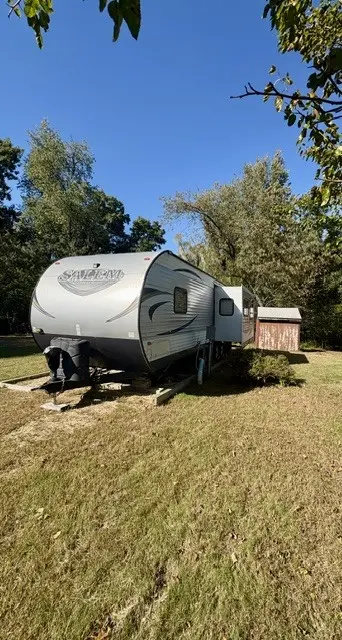9/82 Woodhaven, Sublette, IL 61367