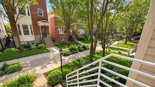 4037 S Ellis AVE, Chicago, IL 60653