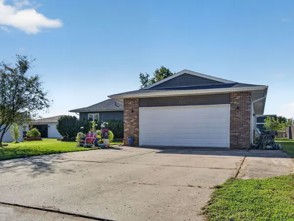 155 W Fox ST, Coal City, IL 60416