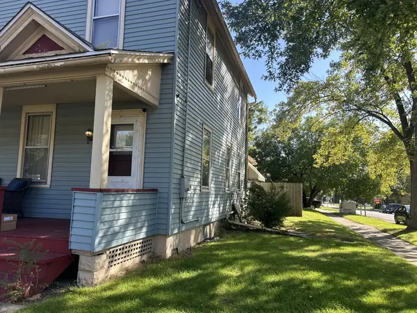 554 Bangs ST, Aurora, IL 60505