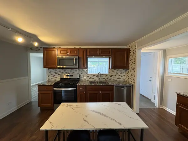 115 Grant ST, Barrington, IL 60010