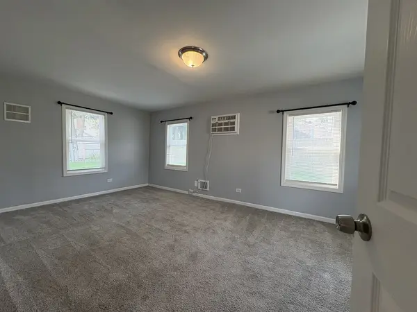 115 Grant ST, Barrington, IL 60010