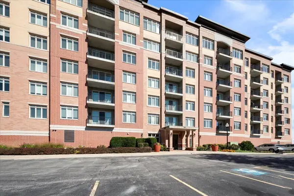 1199 E Port Clinton RD #710, Vernon Hills, IL 60061