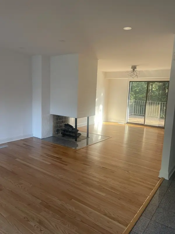 19W143 Avenue Rue Royal AVE, Oak Brook, IL 60523