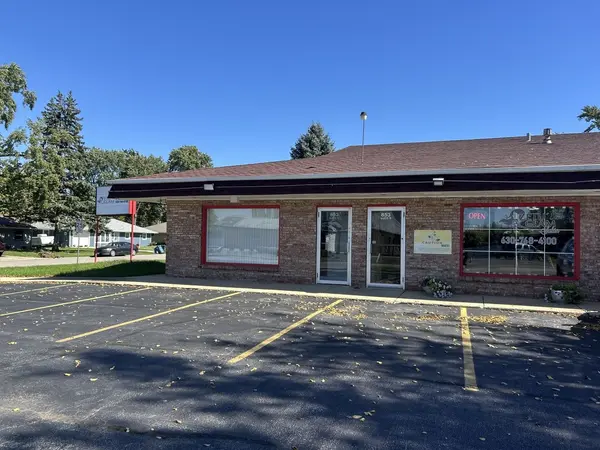 853 N Highland AVE, Aurora, IL 60506