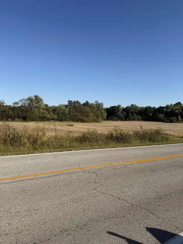 000 White Walnut RD, Pinckneyville, IL 62274