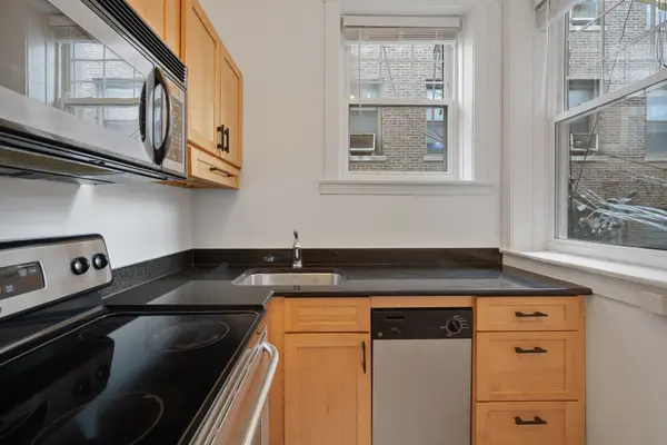 4310 N Clarendon AVE #1021, Chicago, IL 60613