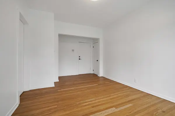 4310 N Clarendon AVE #1021, Chicago, IL 60613