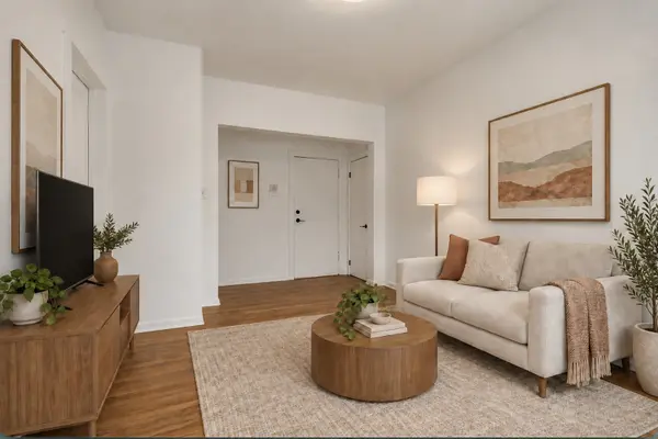 4310 N Clarendon AVE #1021, Chicago, IL 60613