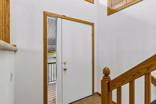 3149 Farnum DR, Eagan, MN 55121
