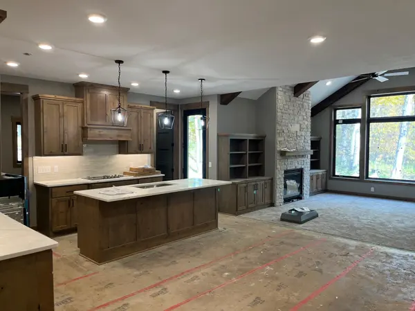 37880 Wilderness Pkwy, Crosslake, MN 56442