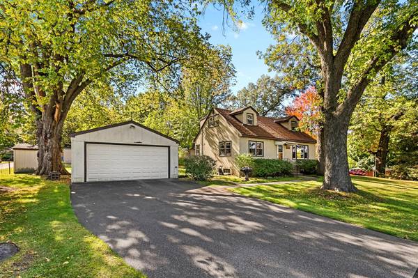 1195 7th ST NW, New Brighton, MN 55112