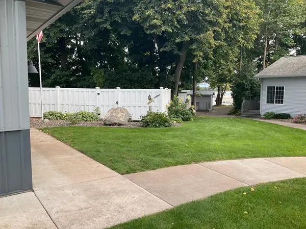 4057 Mille Lacs Pkwy, Isle, MN 56342