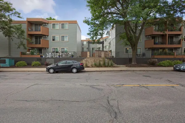 3540 Hennepin AVE #210, Minneapolis, MN 55408