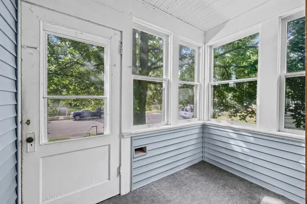 1227 Thomas AVE, Saint Paul, MN 55104