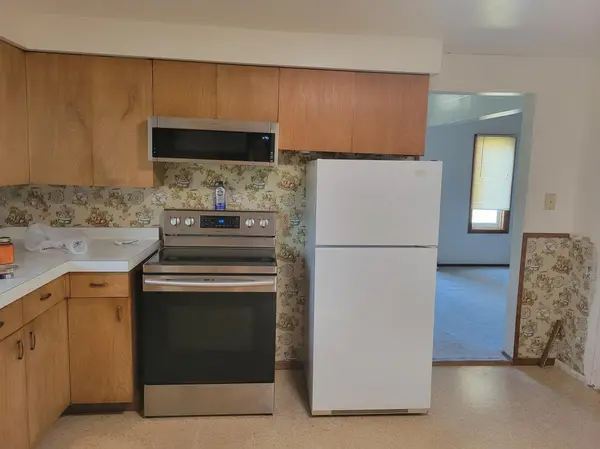 614 S Douglas AVE, Hallock, MN 56728