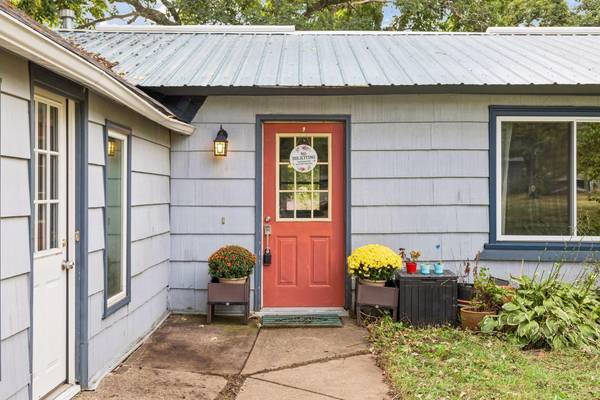 670 Goodwin AVE N, Oakdale, MN 55128