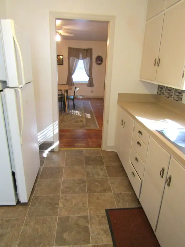 282 2nd ST, Dawson, MN 56232