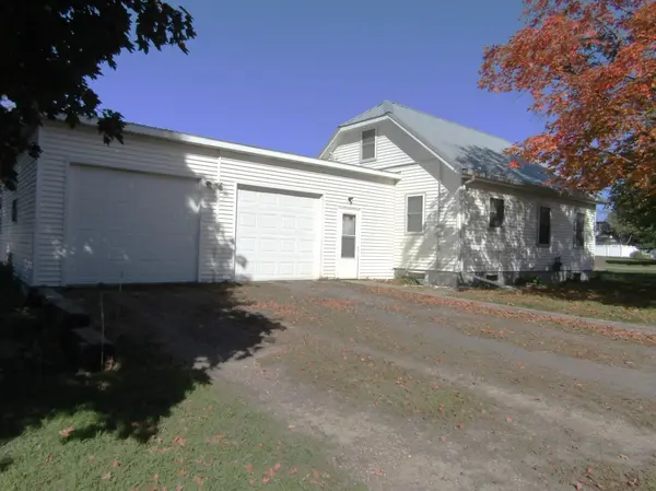 282 2nd ST, Dawson, MN 56232