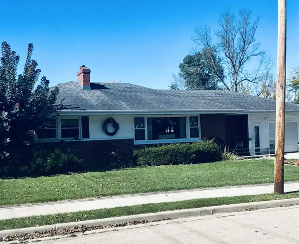 235 S MILL ST, Hortonville, WI 54944