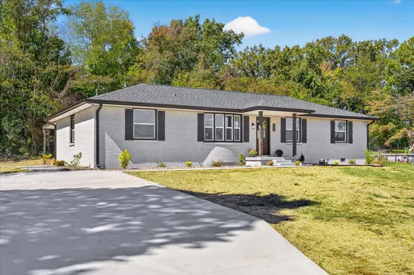 1870 Powell Rd, Clarksville, TN 37043