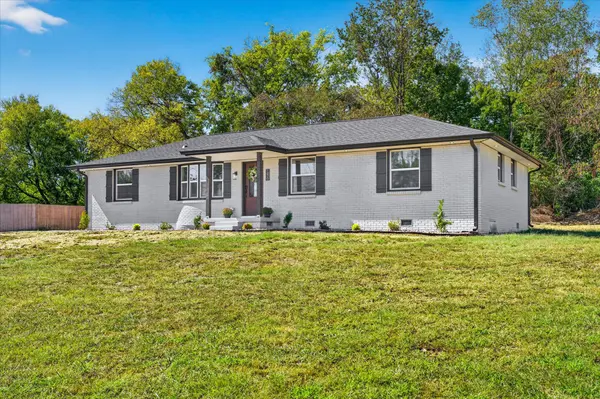 1870 Powell Rd, Clarksville, TN 37043